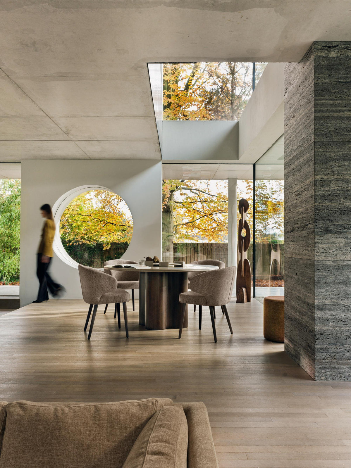 Penta armchair