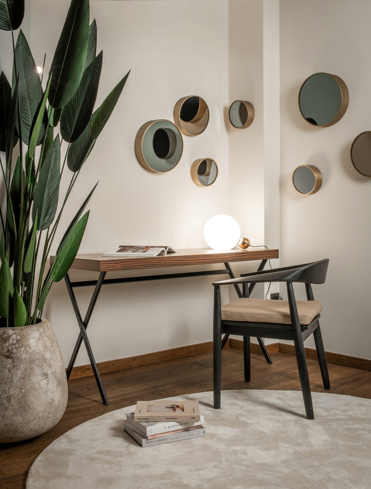 MONO armchair