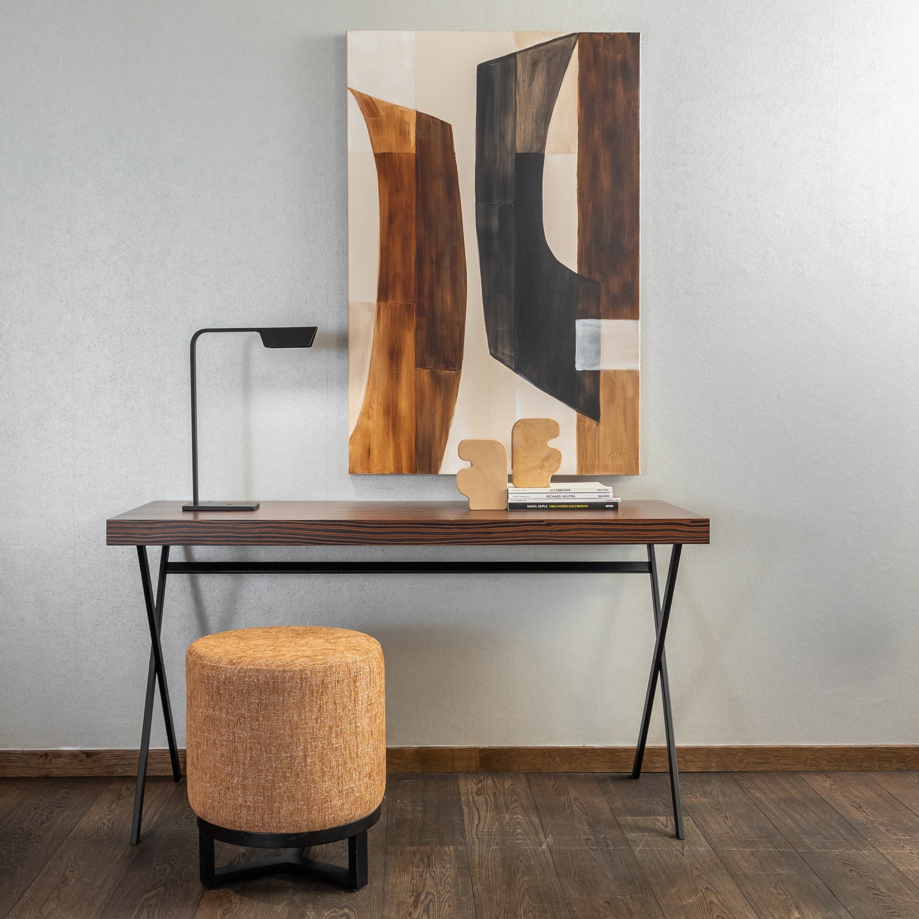 CALVIN desk