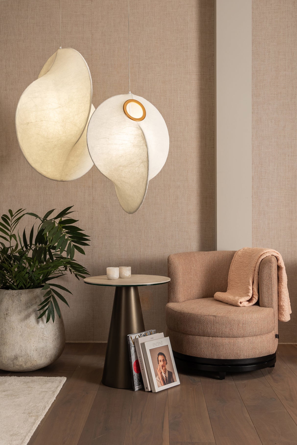 PILAR side table