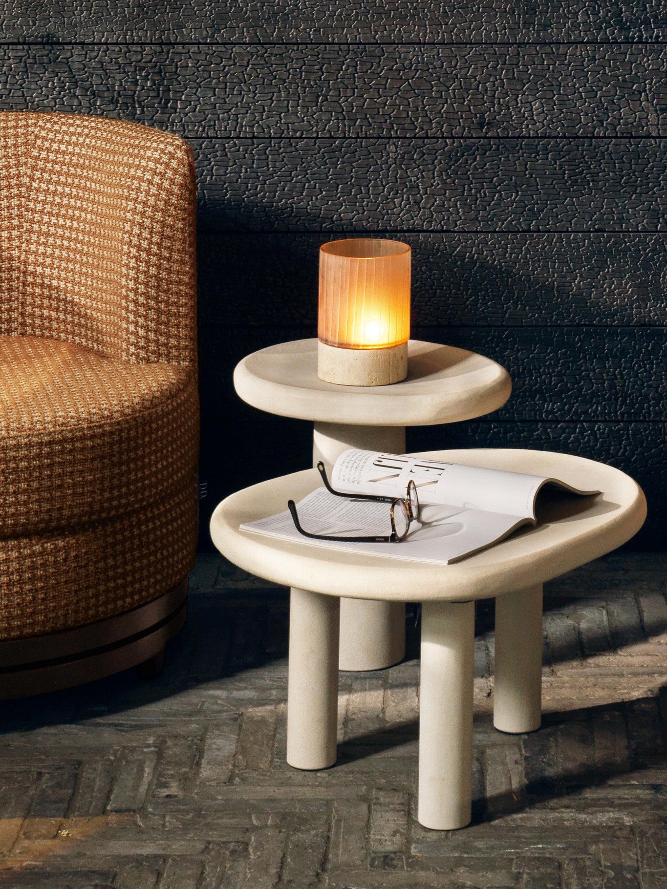 INZAI side table